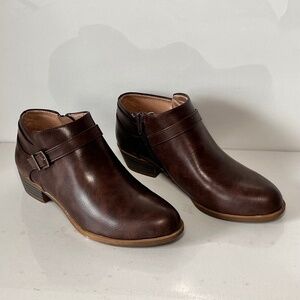 LifeStride AlexanderAnkle Bootie